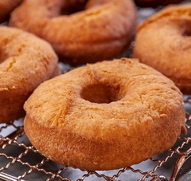 Fluffy Cake Donuts